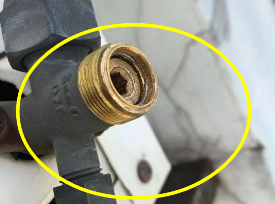 夏天用空调要长点心了，老师傅说空调也可能爆炸，别拿生命开玩笑